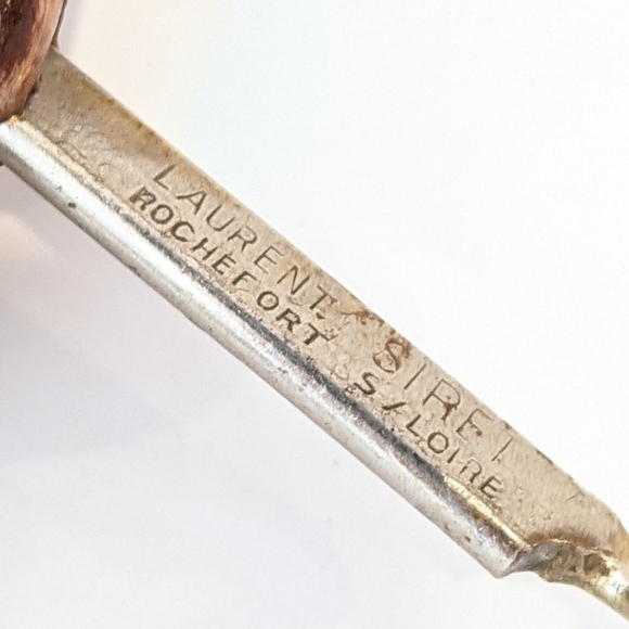 VINTAGE grapevine wood corkscrew - Picture 4 of 8